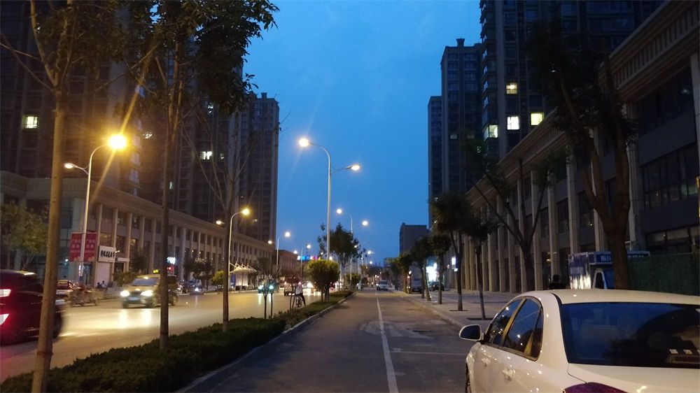 市電路燈