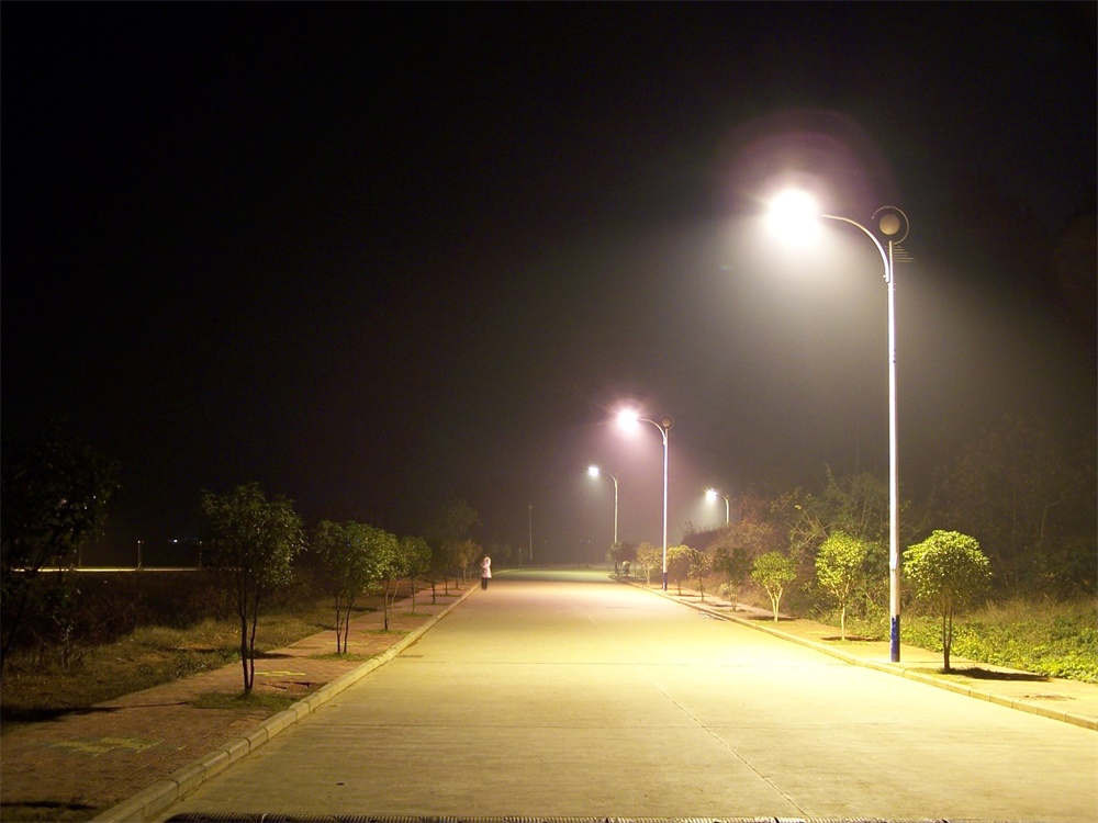 市電路燈